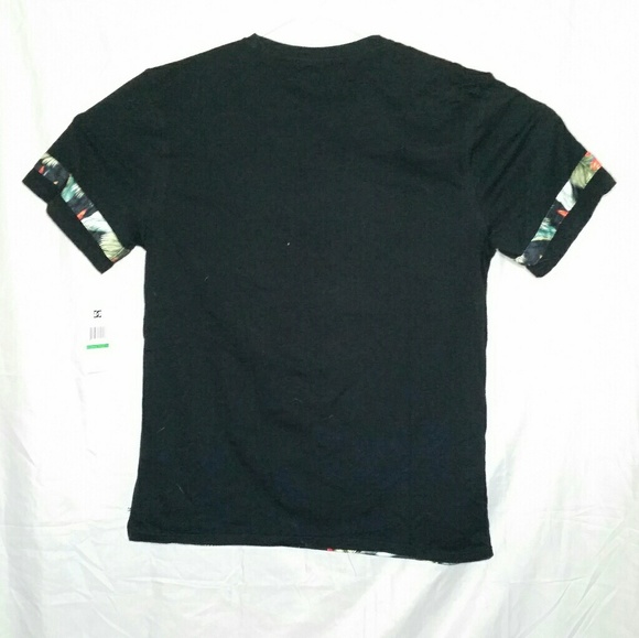 NWT DC Shoes Tropical Floral T-Shirt - Picture 5 of 5